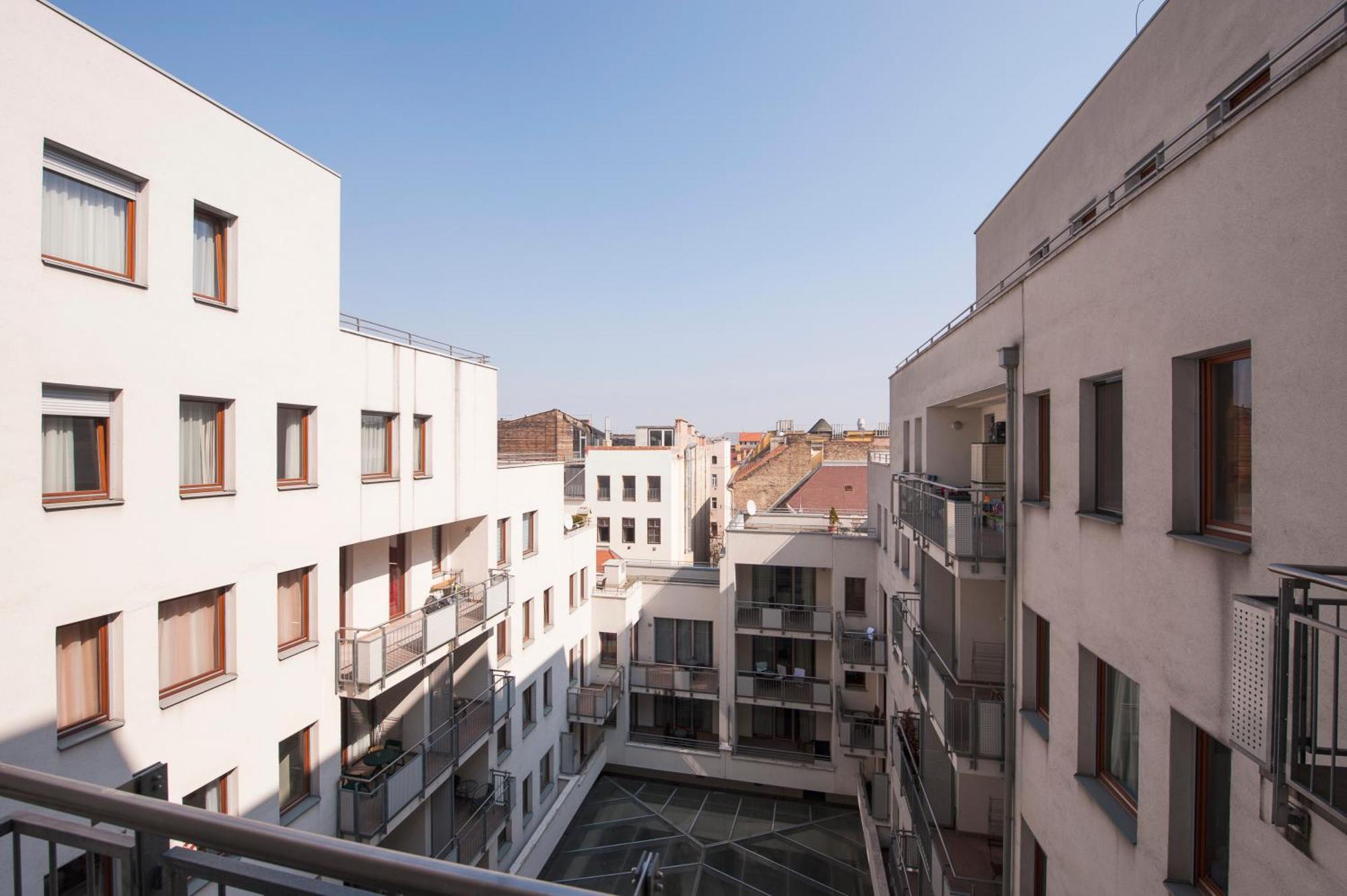 Central Passage Urban Nest Budapeste Exterior foto